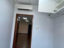 Trivex (D13), Warehouse #420763281